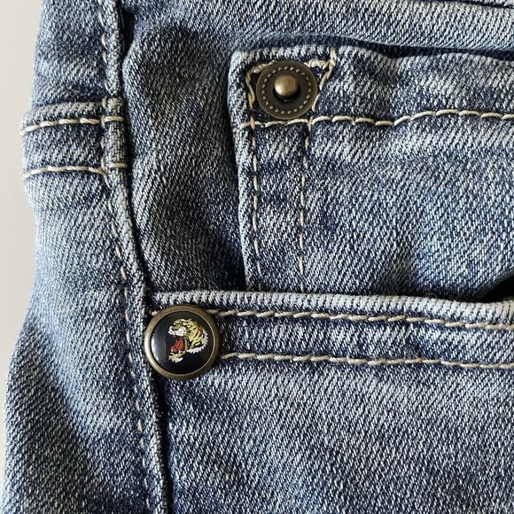 Ed Hardy Women’s Heart Eagle Embroidered Denim Cut Off Shorts Jorts Size 26 - Picture 16 of 16